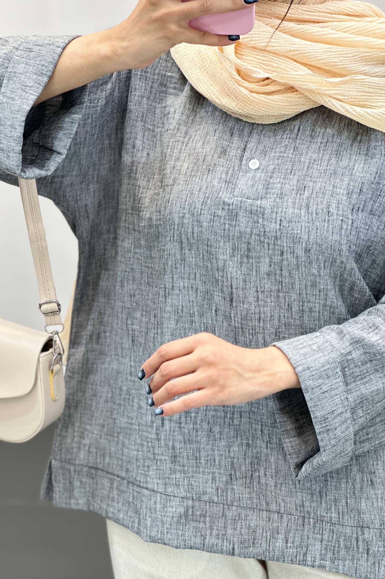 بلوز شانتون برفکی پایین چاکدار آستین پاکتی