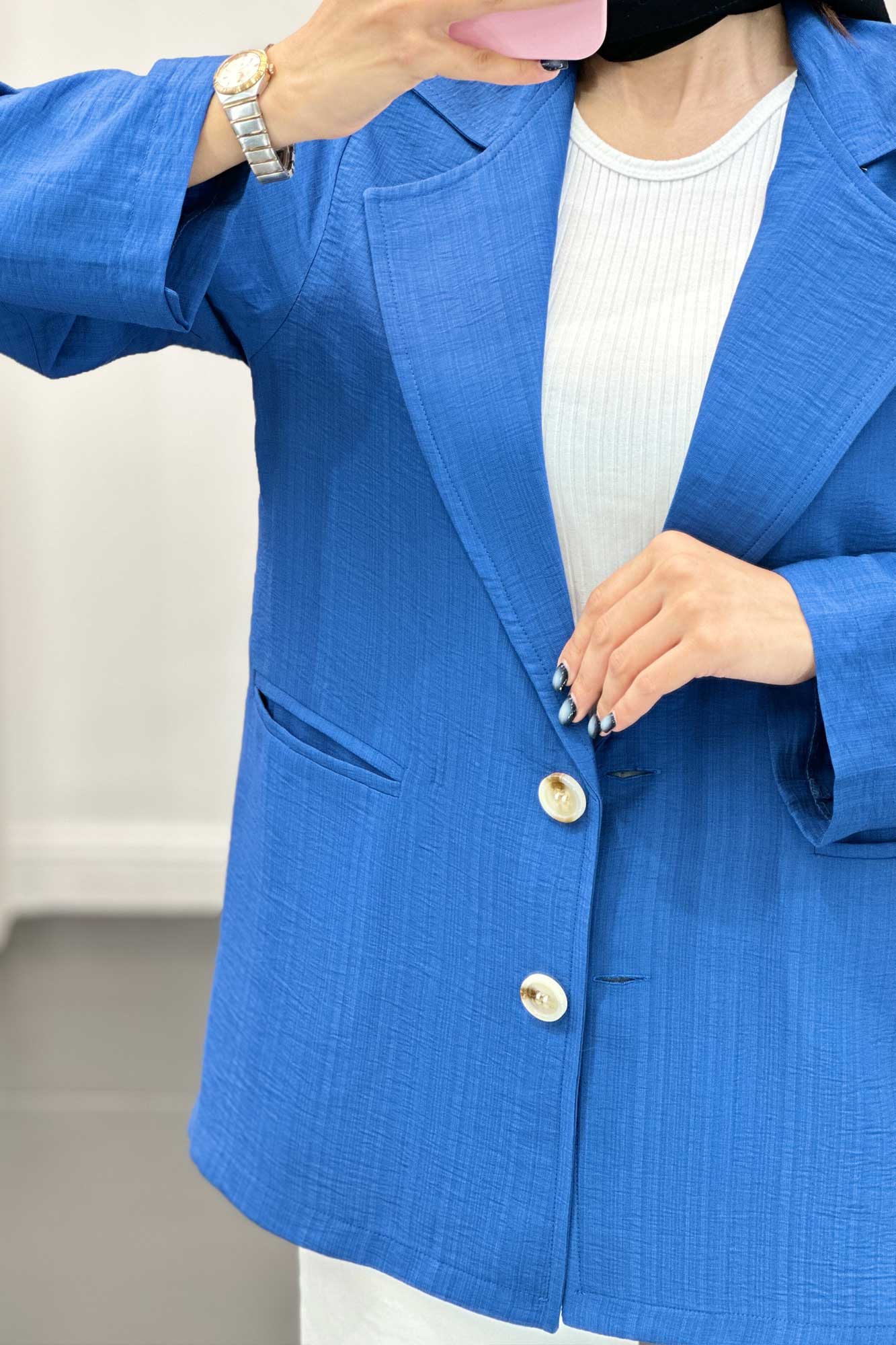 مانتو دو دکمه عمودی بابوس