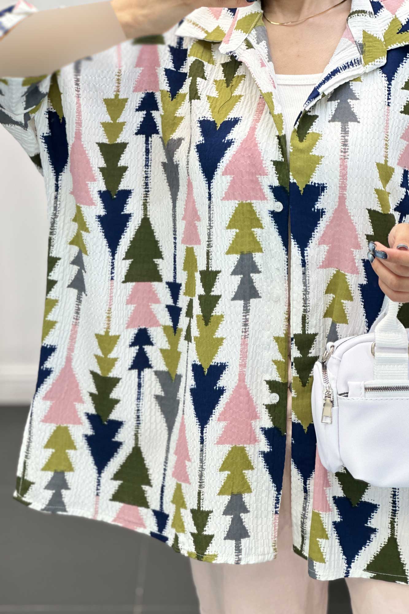 شومیز کراش جناقی طرح کاج آستین سه رب