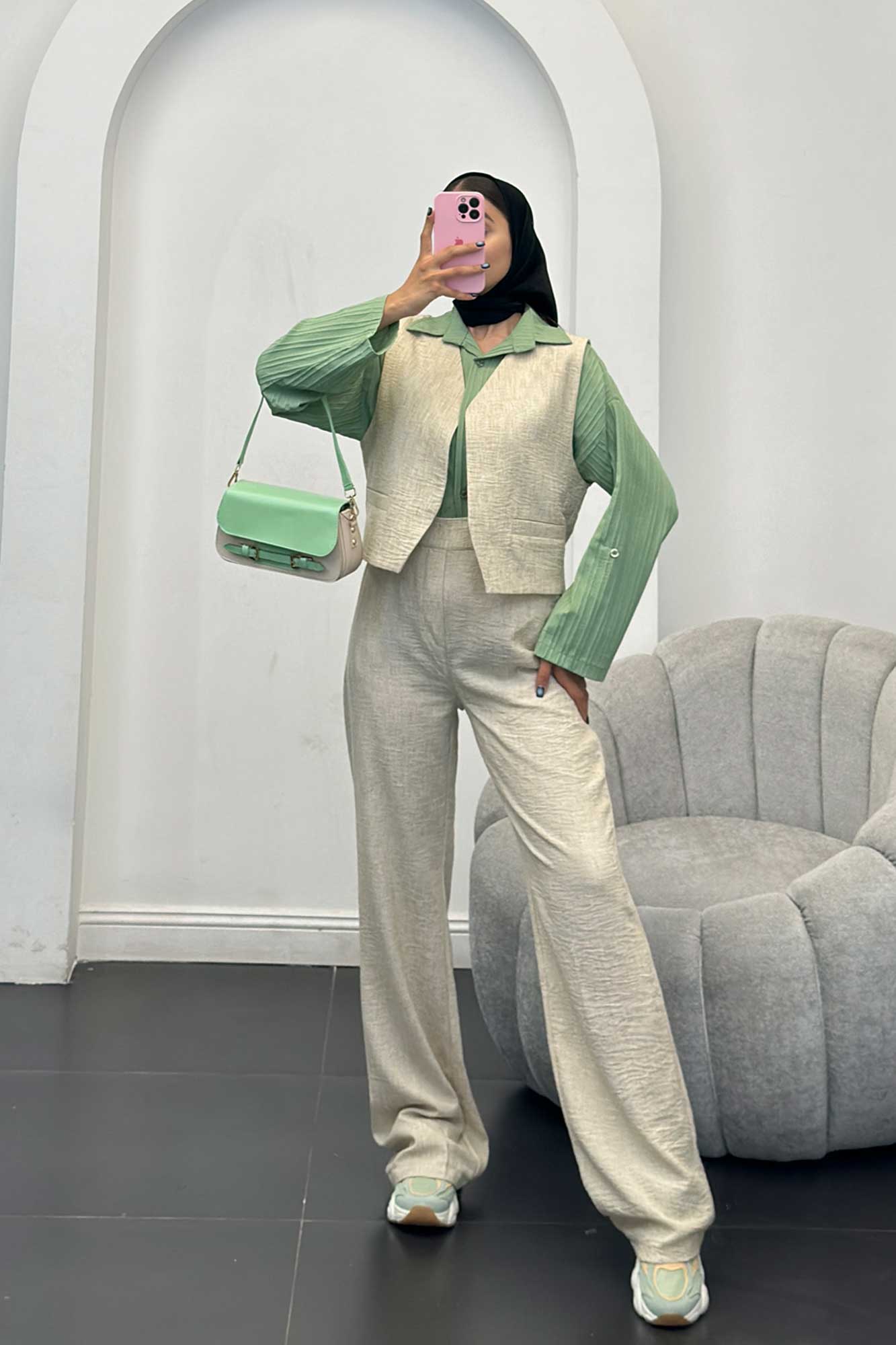 ست جلیقه و شلوار شانتون برفکی تاتیانا