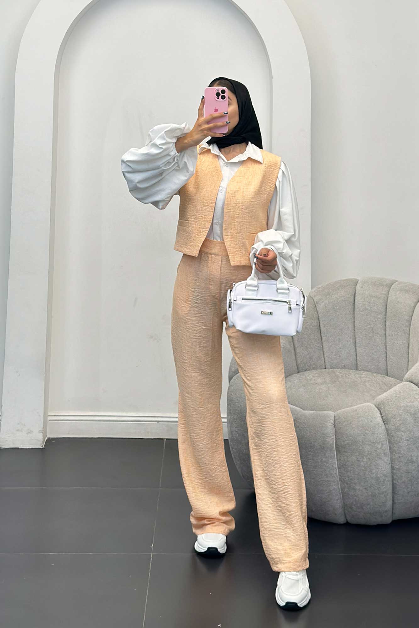 ست جلیقه و شلوار شانتون برفکی تاتیانا