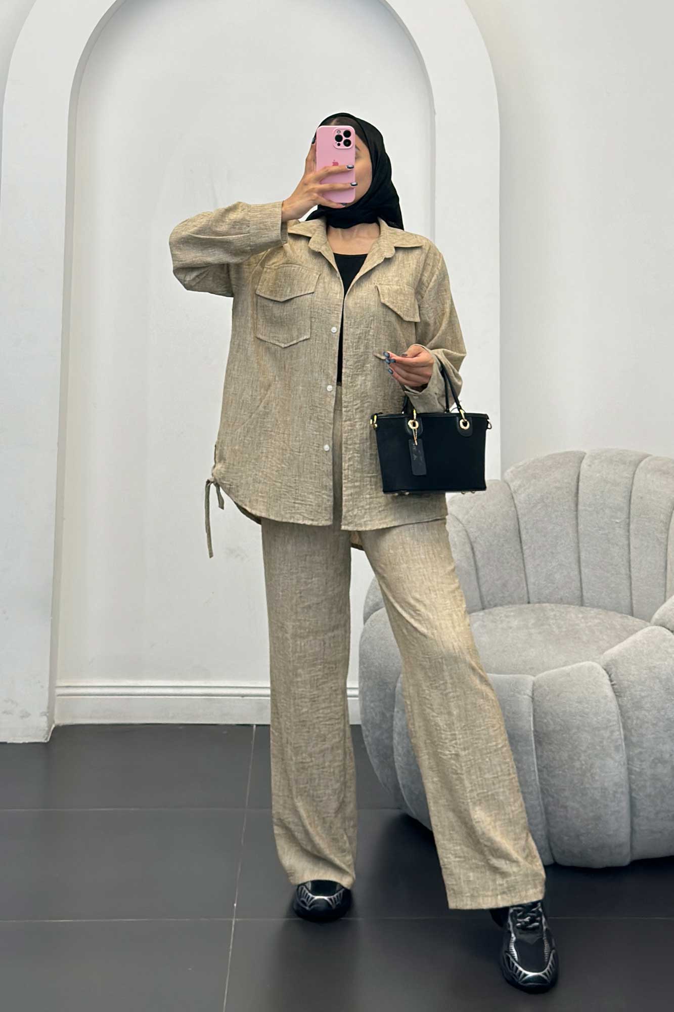 ست مانتو و شلوار شانتون برفکی بغل بنددار