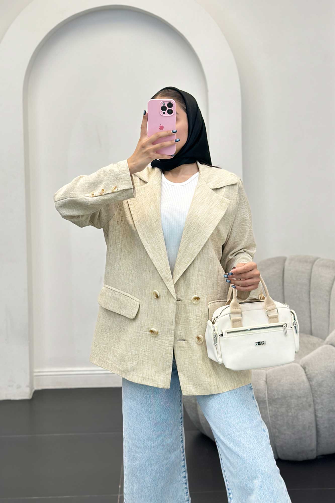 مانتو چهار دکمه شانتون برفکی رهام