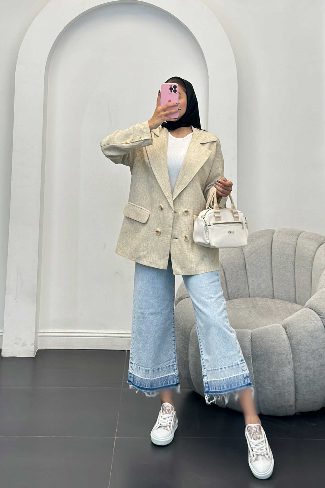 مانتو چهار دکمه شانتون برفکی رهام