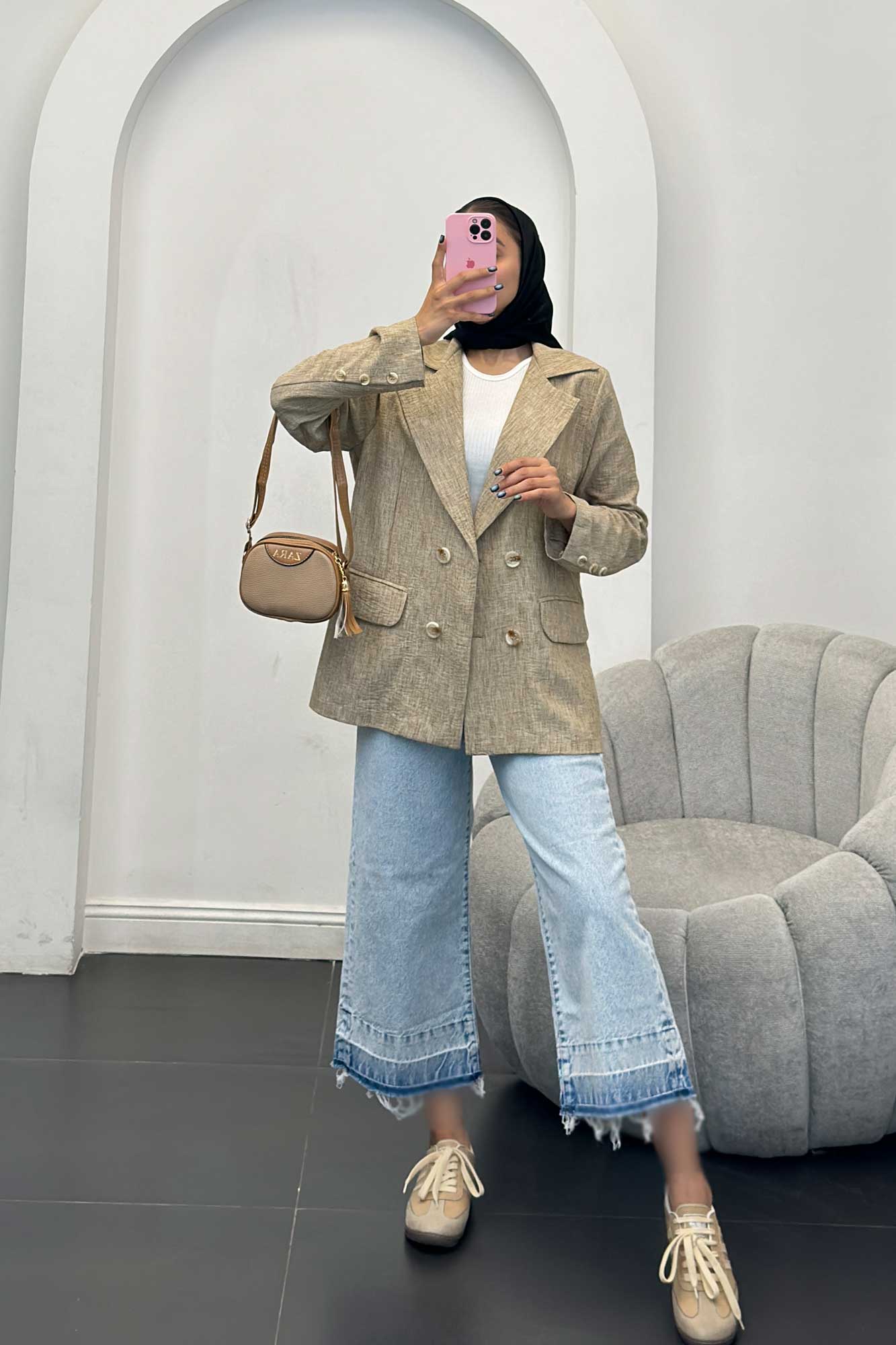 مانتو چهار دکمه شانتون برفکی رهام