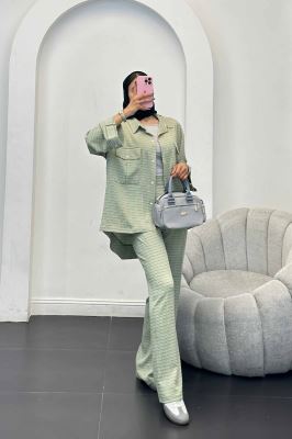 ست مانتو و شلوار نوا پشت هلال آویژه