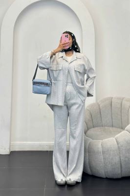 ست مانتو و شلوار نوا پشت هلال آویژه