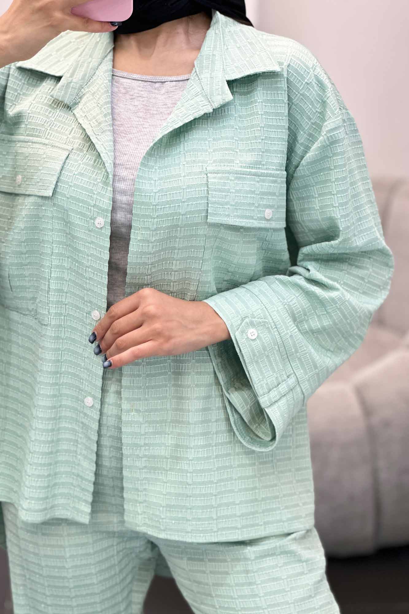 ست مانتو و شلوار نوا پشت هلال آویژه