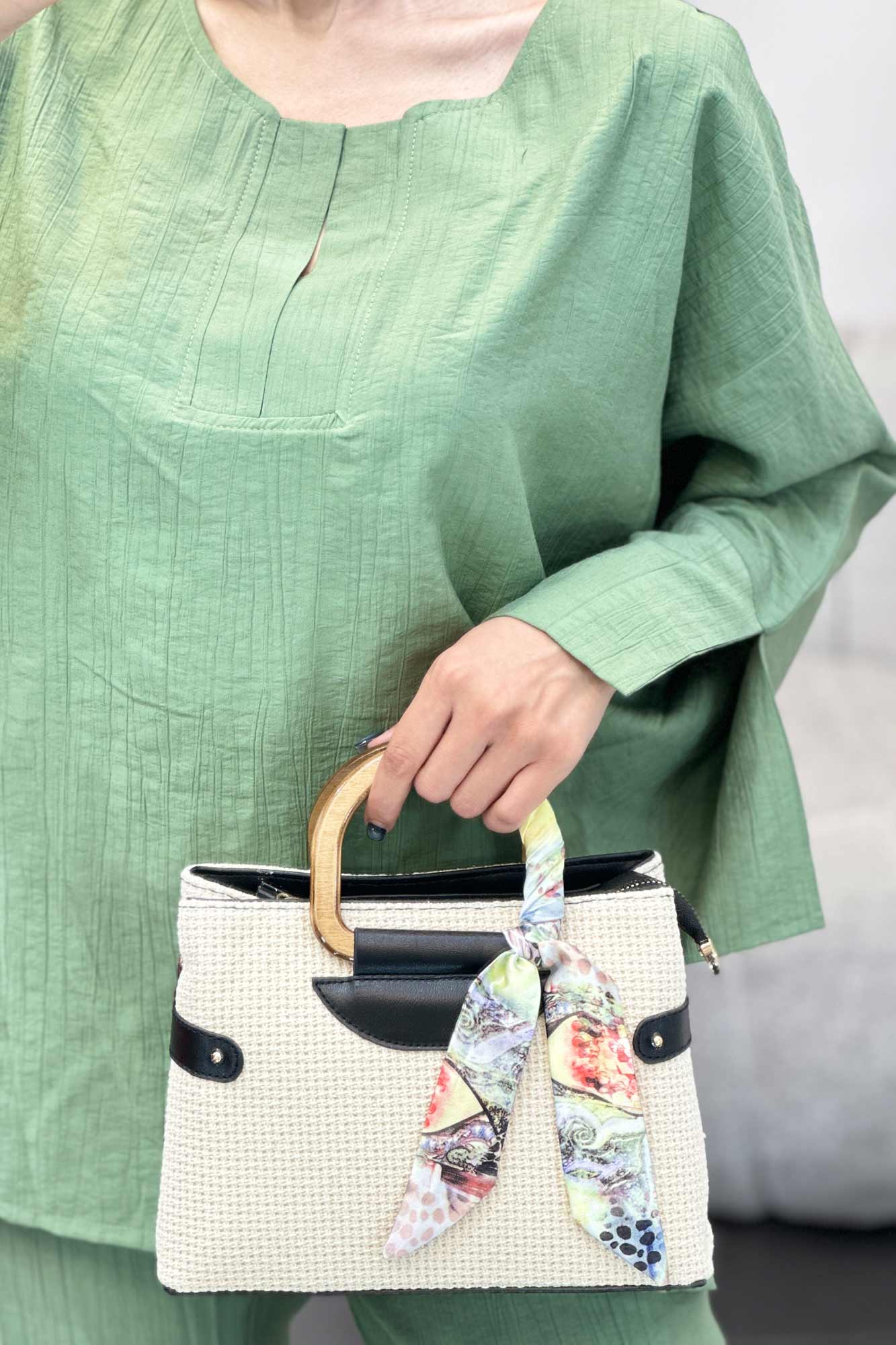 ست مانتو و شلوار یقه هفت کریشه حریر