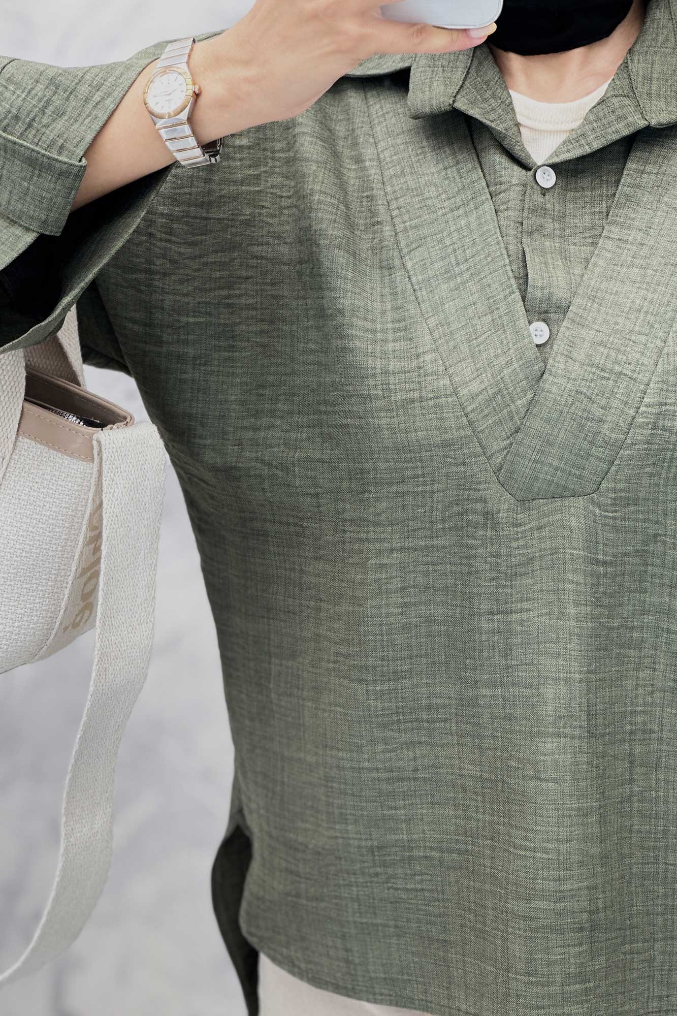 بلوز شانتون دو یقه پشت بلند