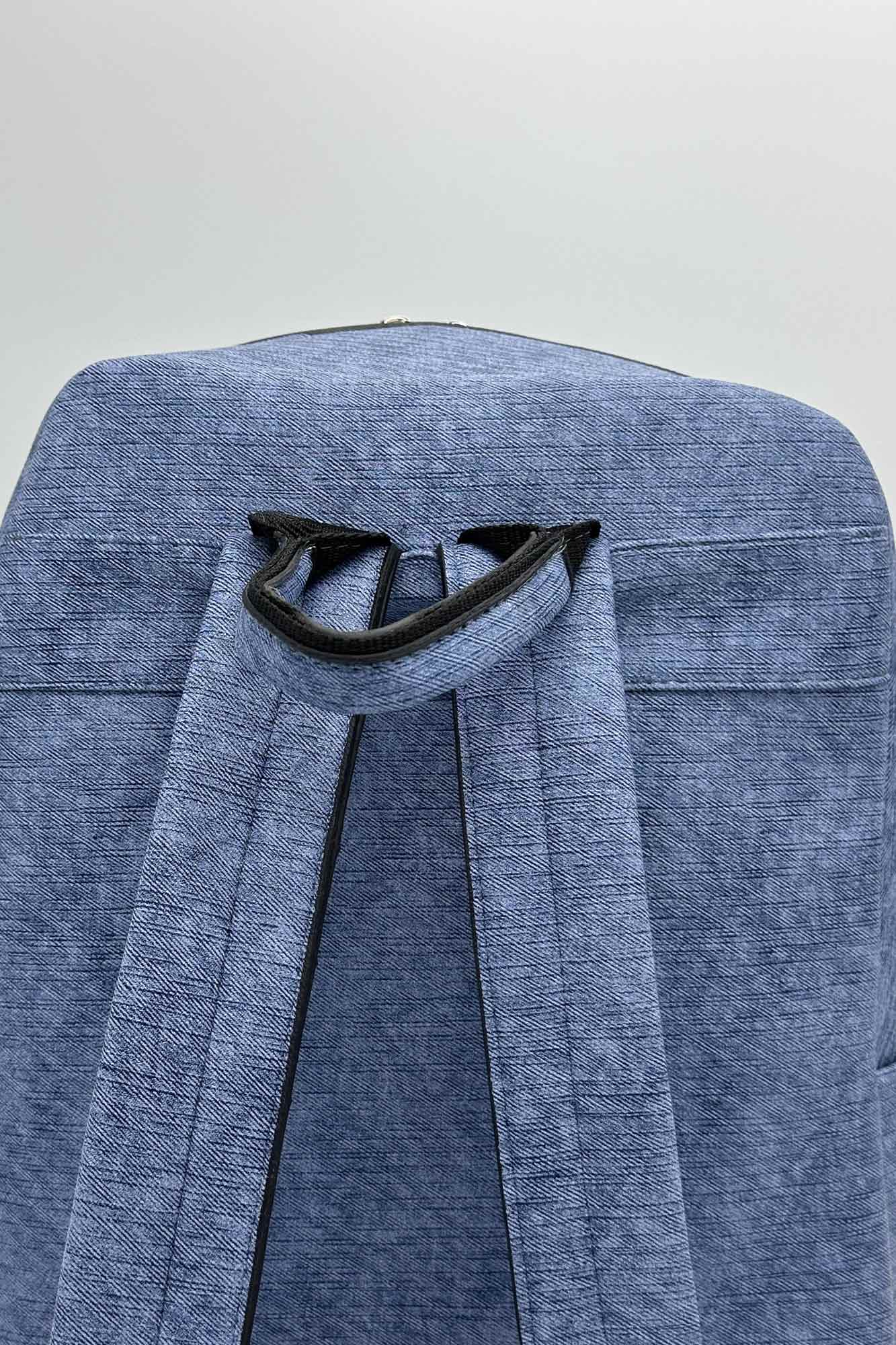 کوله ایستاده جلو دو جیب لی  1541