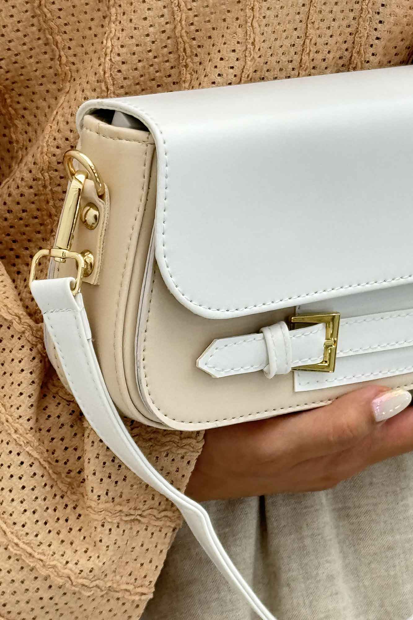 پاس سه خانه جلو سگک 1542