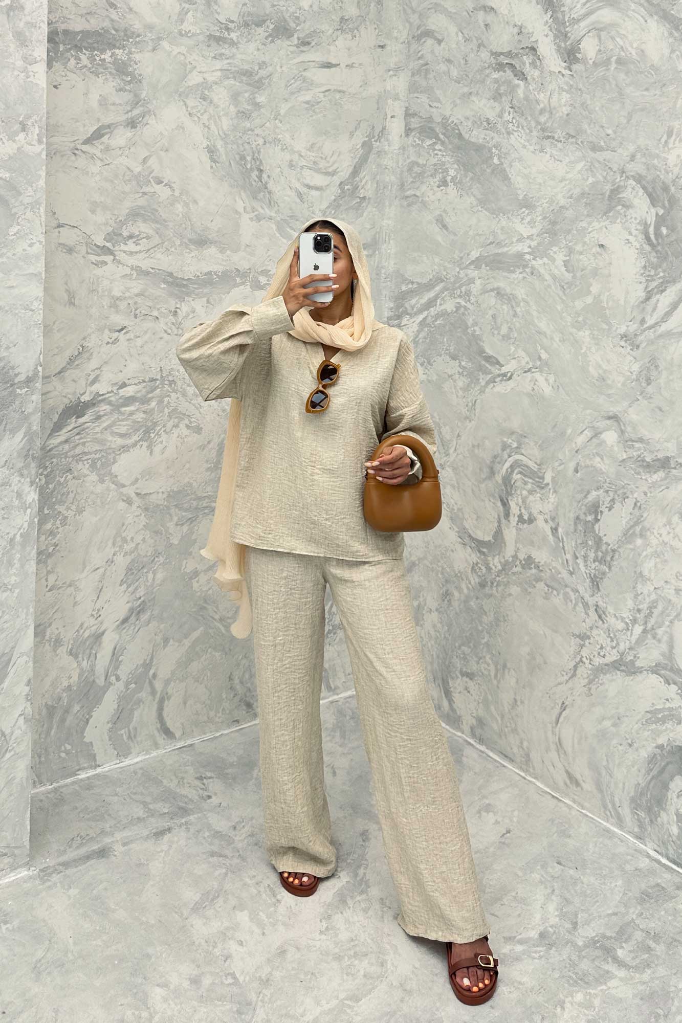 ست مانتو و شلوار یقه هفت شانتون برفکی پادینا