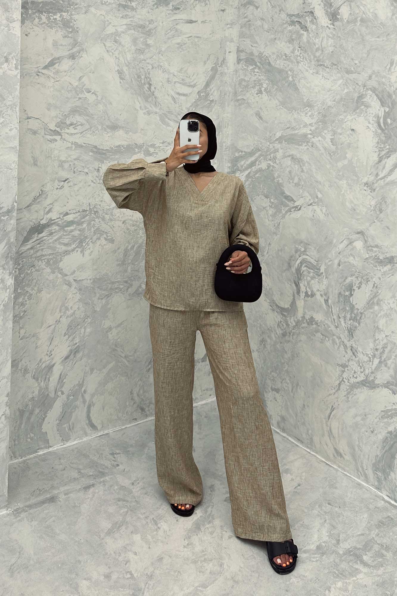 ست مانتو و شلوار یقه هفت شانتون برفکی پادینا