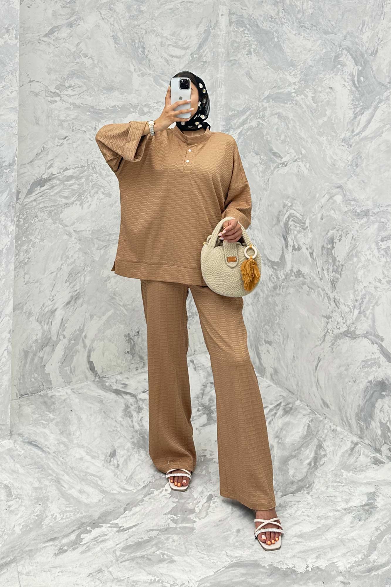 ست مانتو و شلوار یقه سه سانت نوا دو دکمه