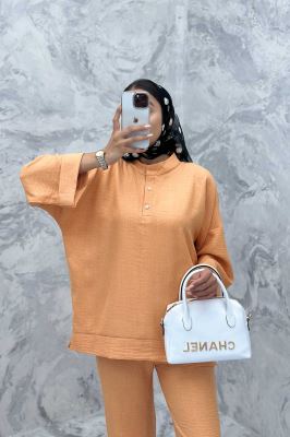 ست مانتو و شلوار یقه سه سانت شانتون دو دکمه