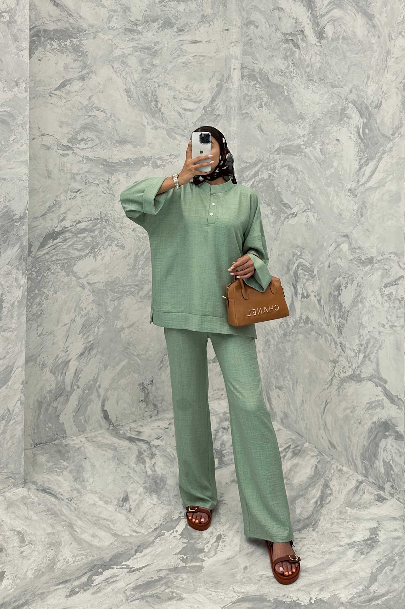 ست مانتو و شلوار یقه سه سانت شانتون دو دکمه