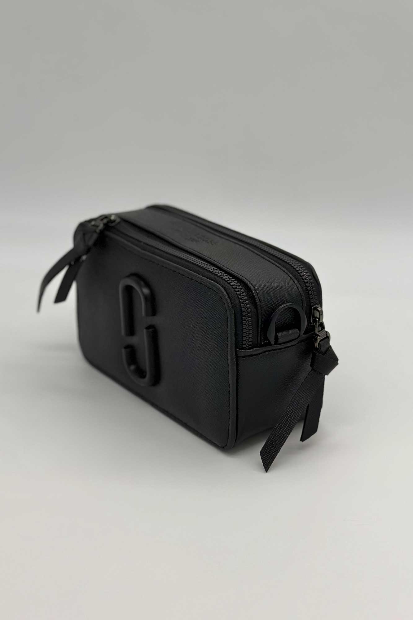 کیف صندوقی بند کنف 1588