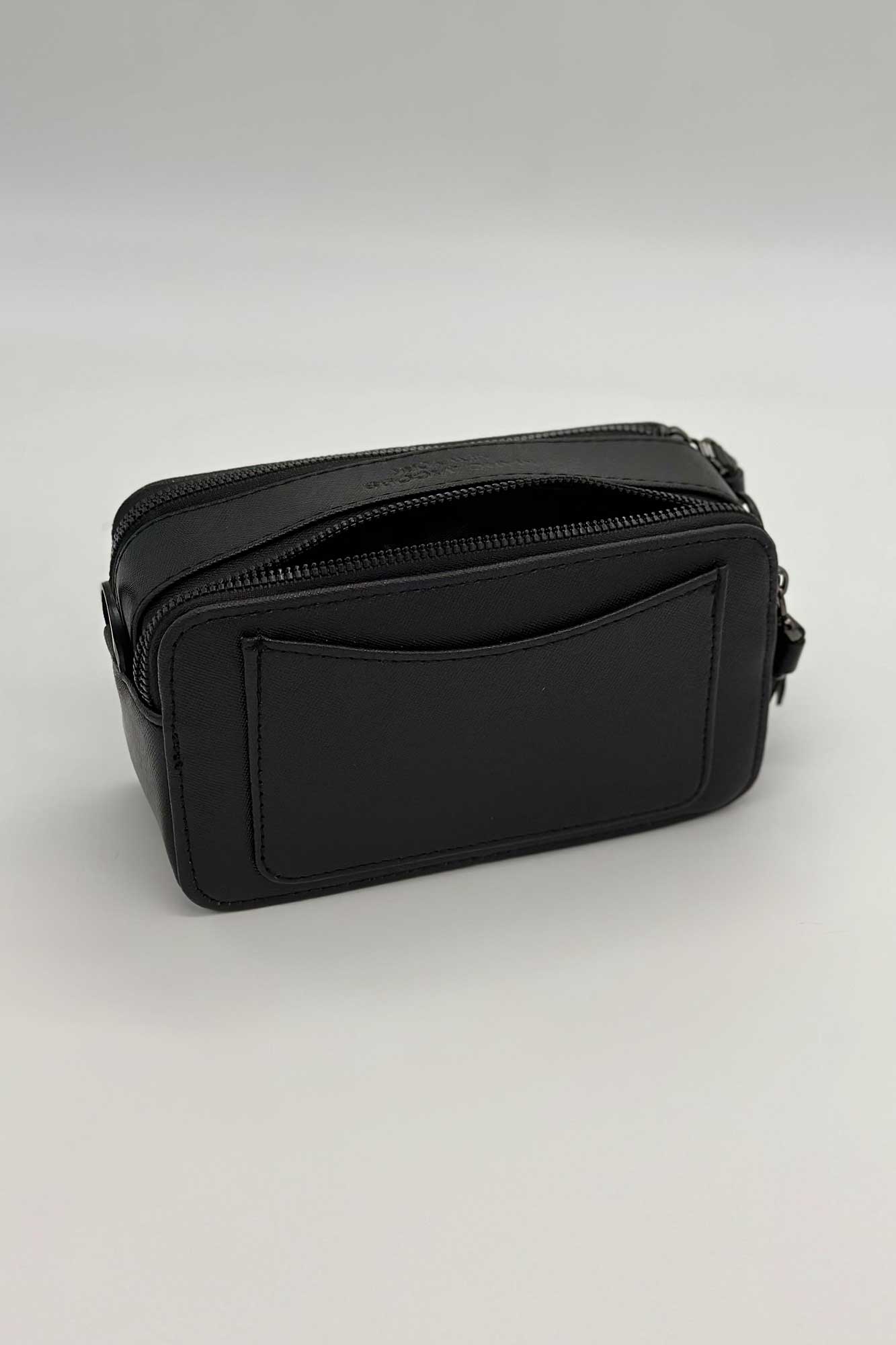 کیف صندوقی بند کنف 1588