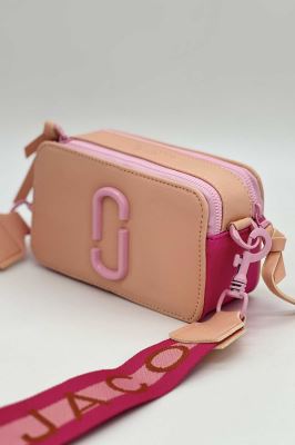 کیف صندوقی بند کنف 1588