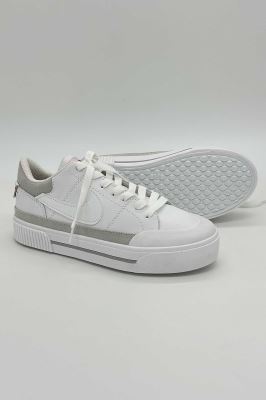 کتانی نایک زیره سفید