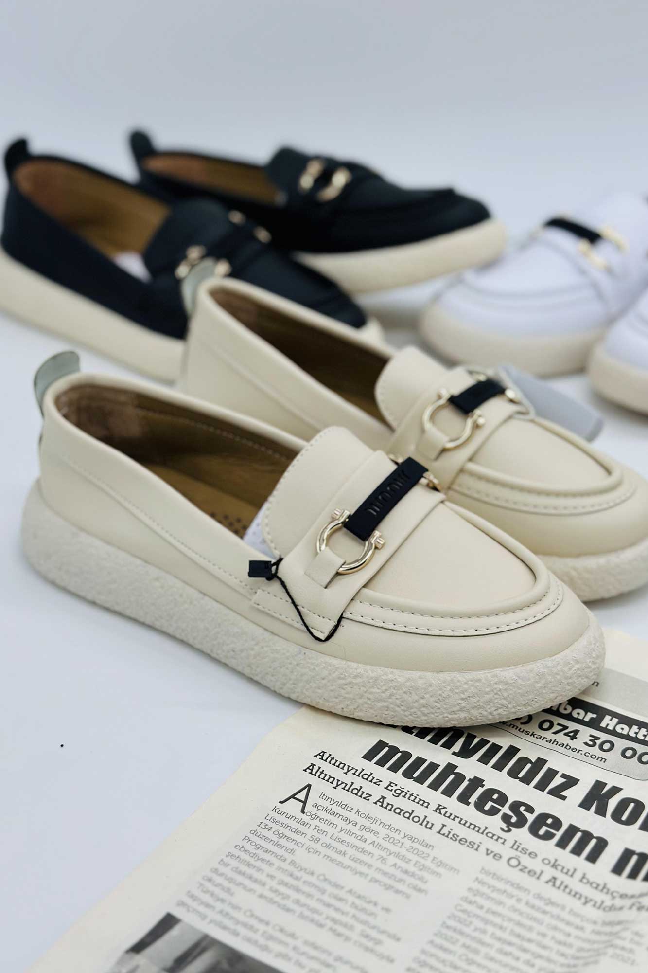 کالج یراق دار میو میو