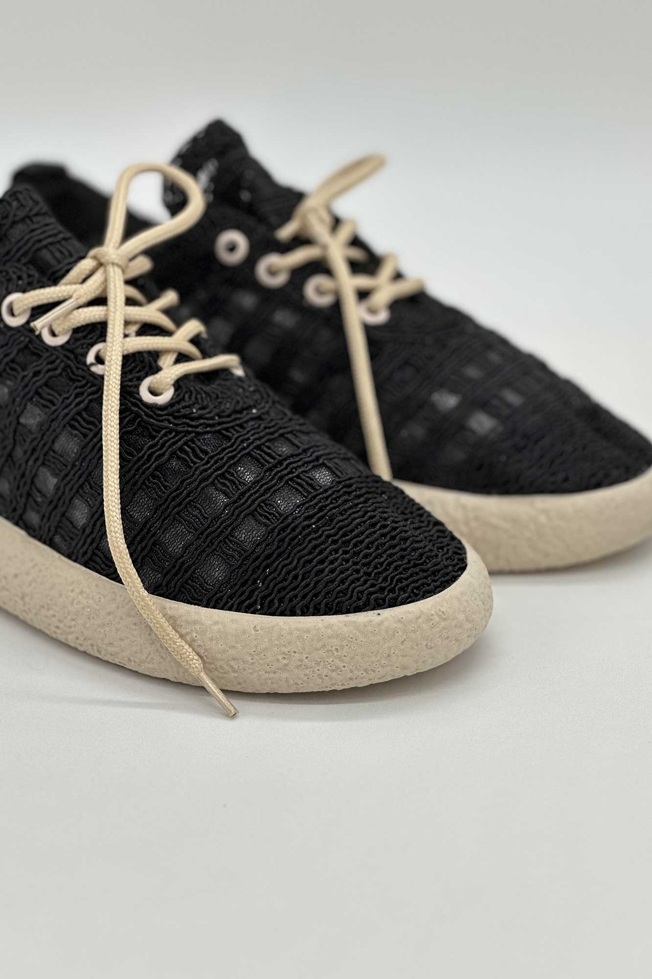 کتانی ونس توری