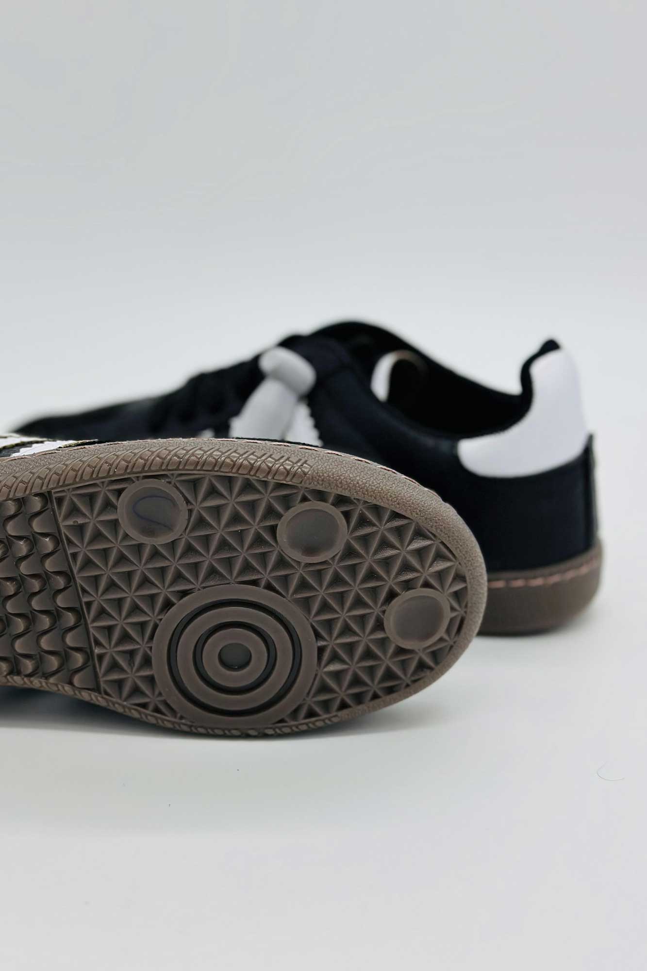 کتانی آدیداس مدل سامبا