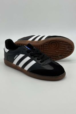 کتانی آدیداس سه خط