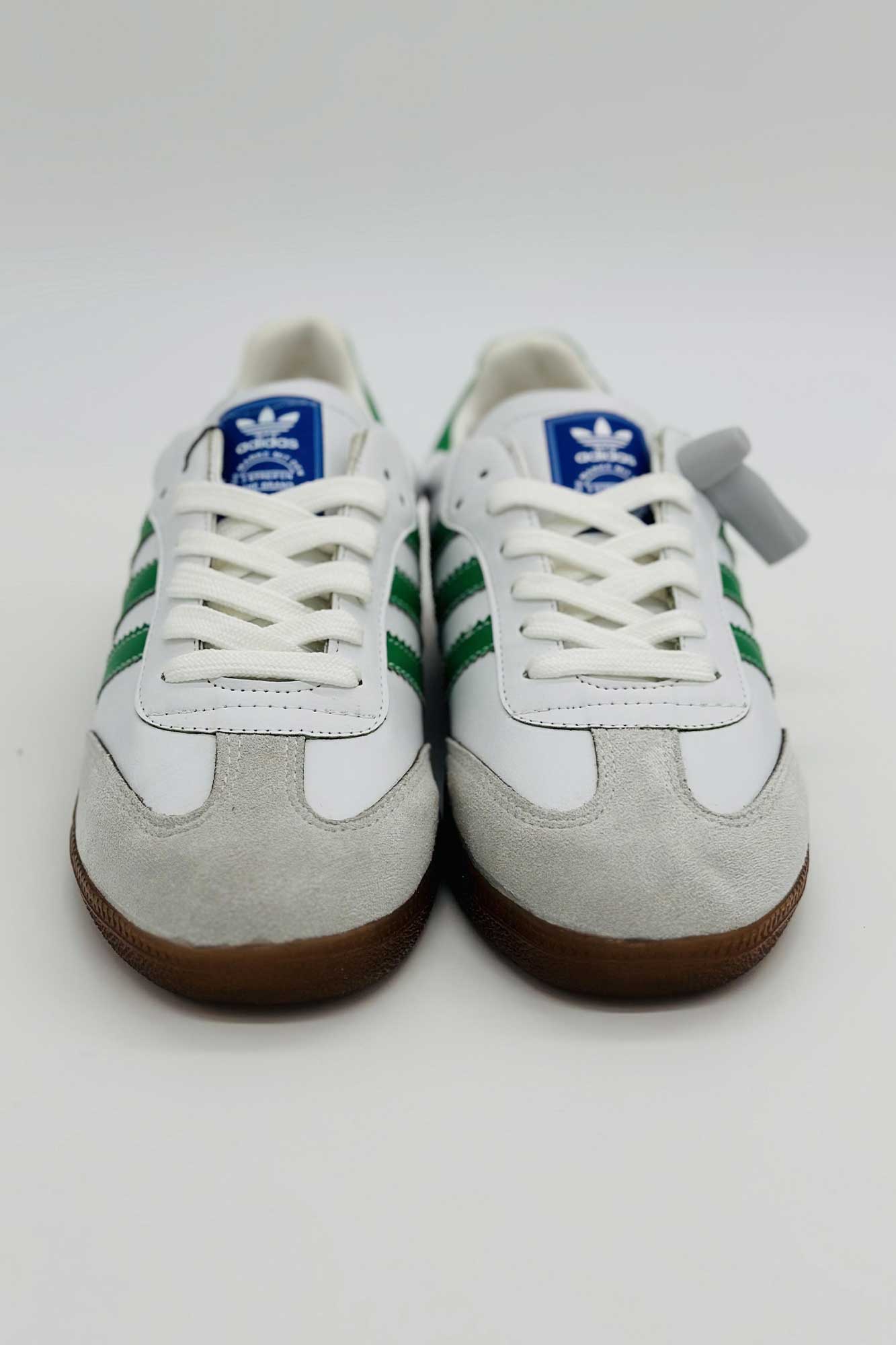 کتانی آدیداس پنجه کلاغی