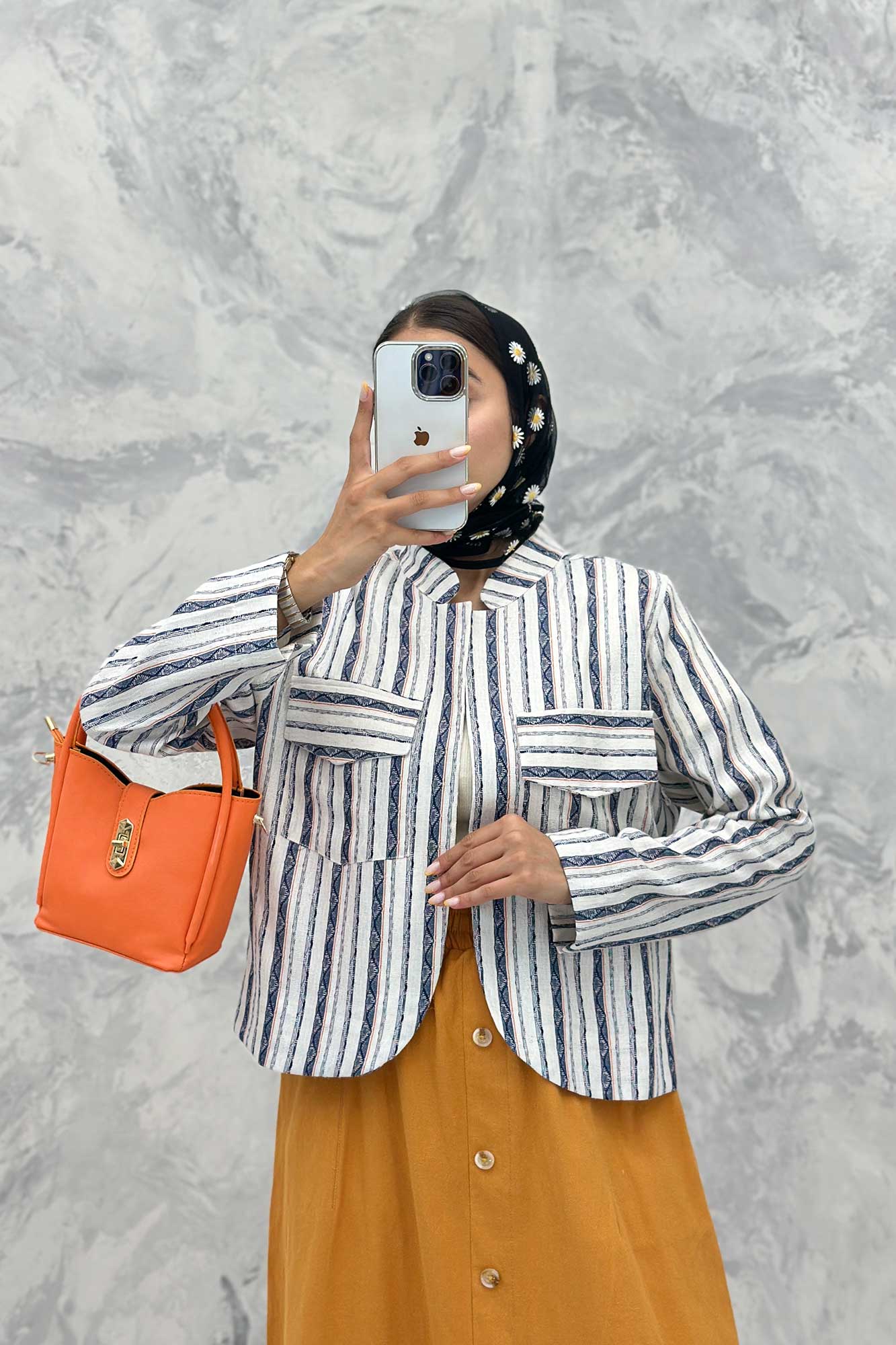 کت کوتاه پایین هلال یقه دیپلمات جودون