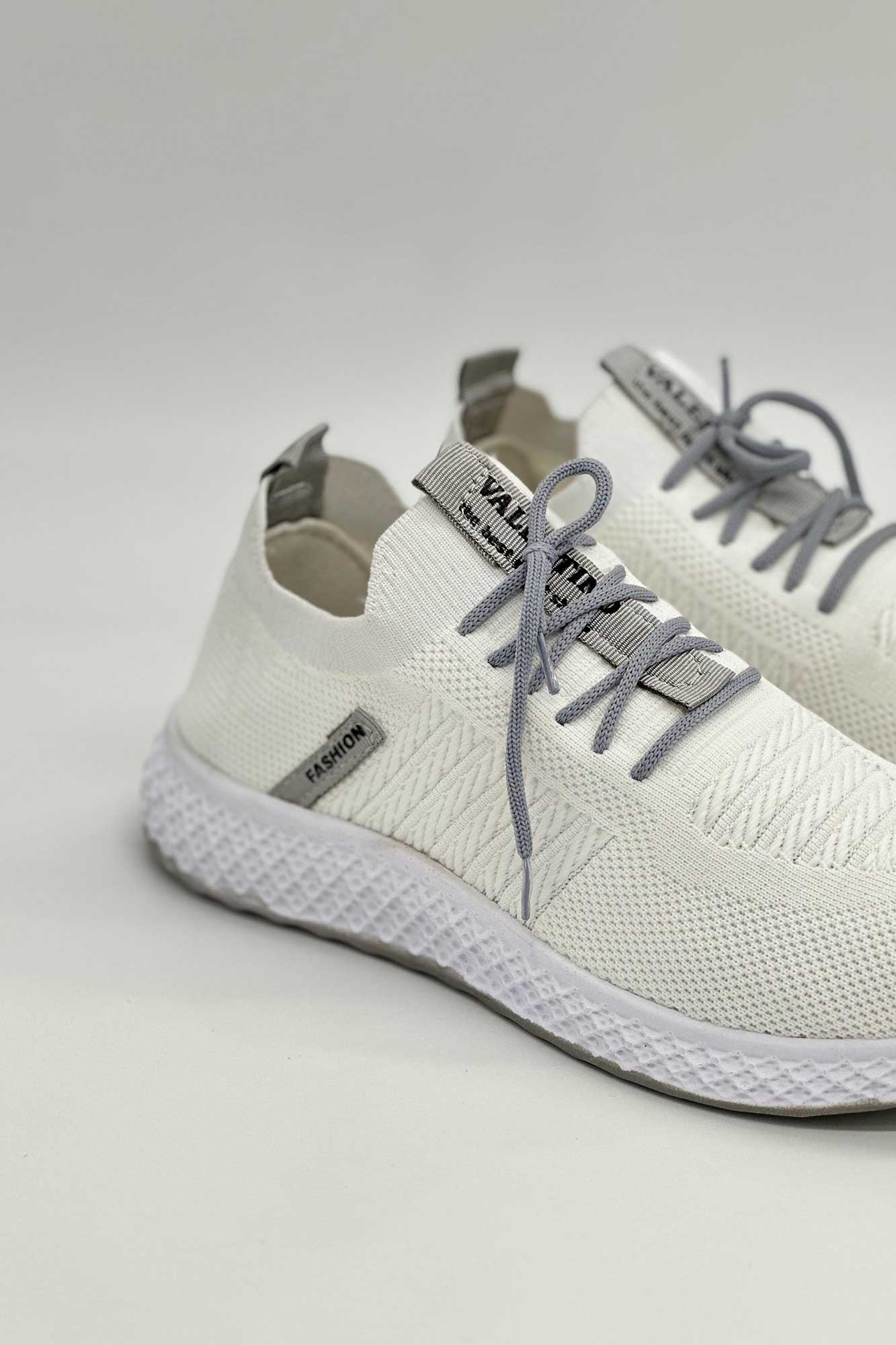 کتانی جورابی بافت ولنتینو