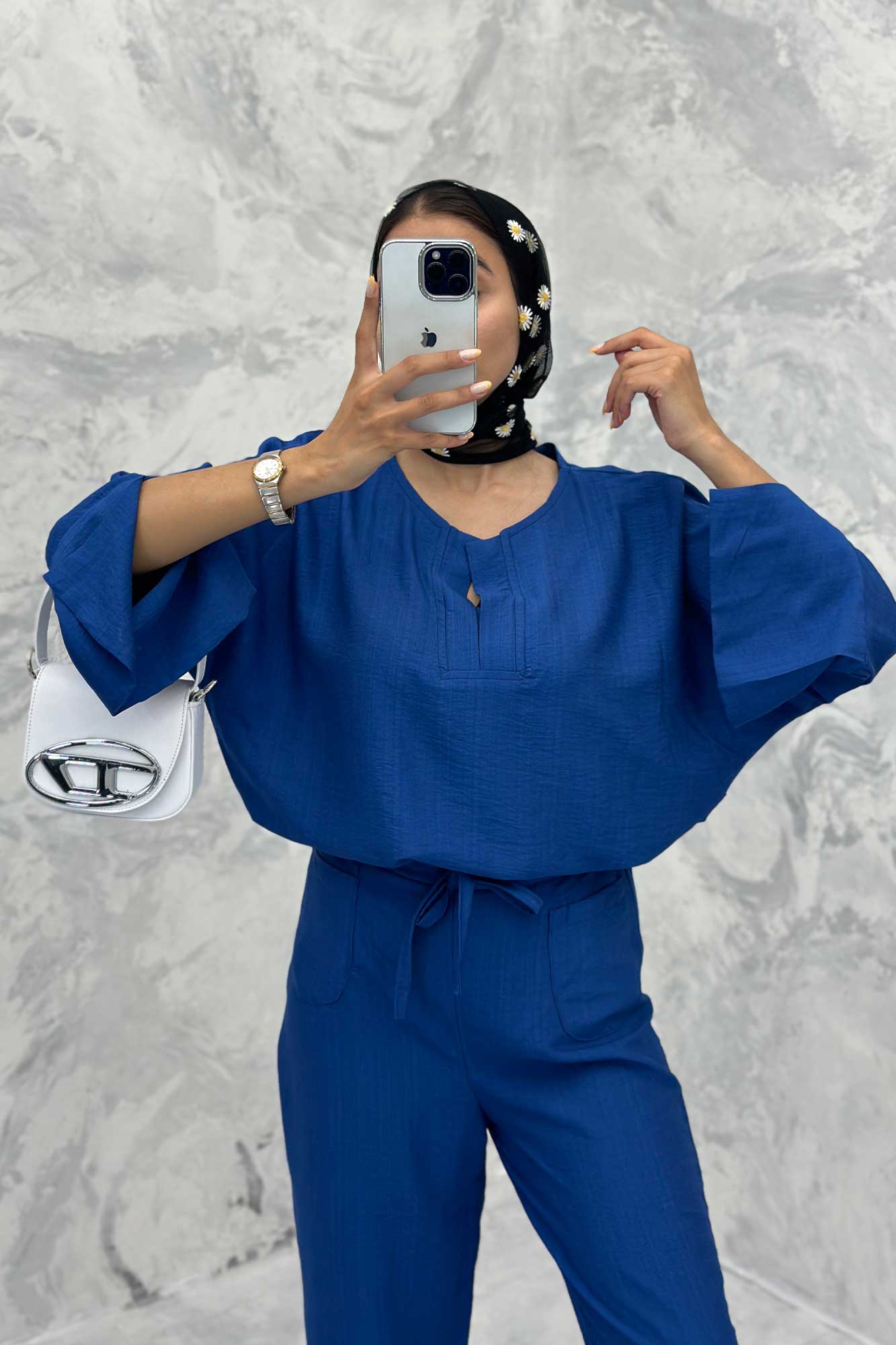 ست مانتو و شلوار یقه چاکدار بابوس