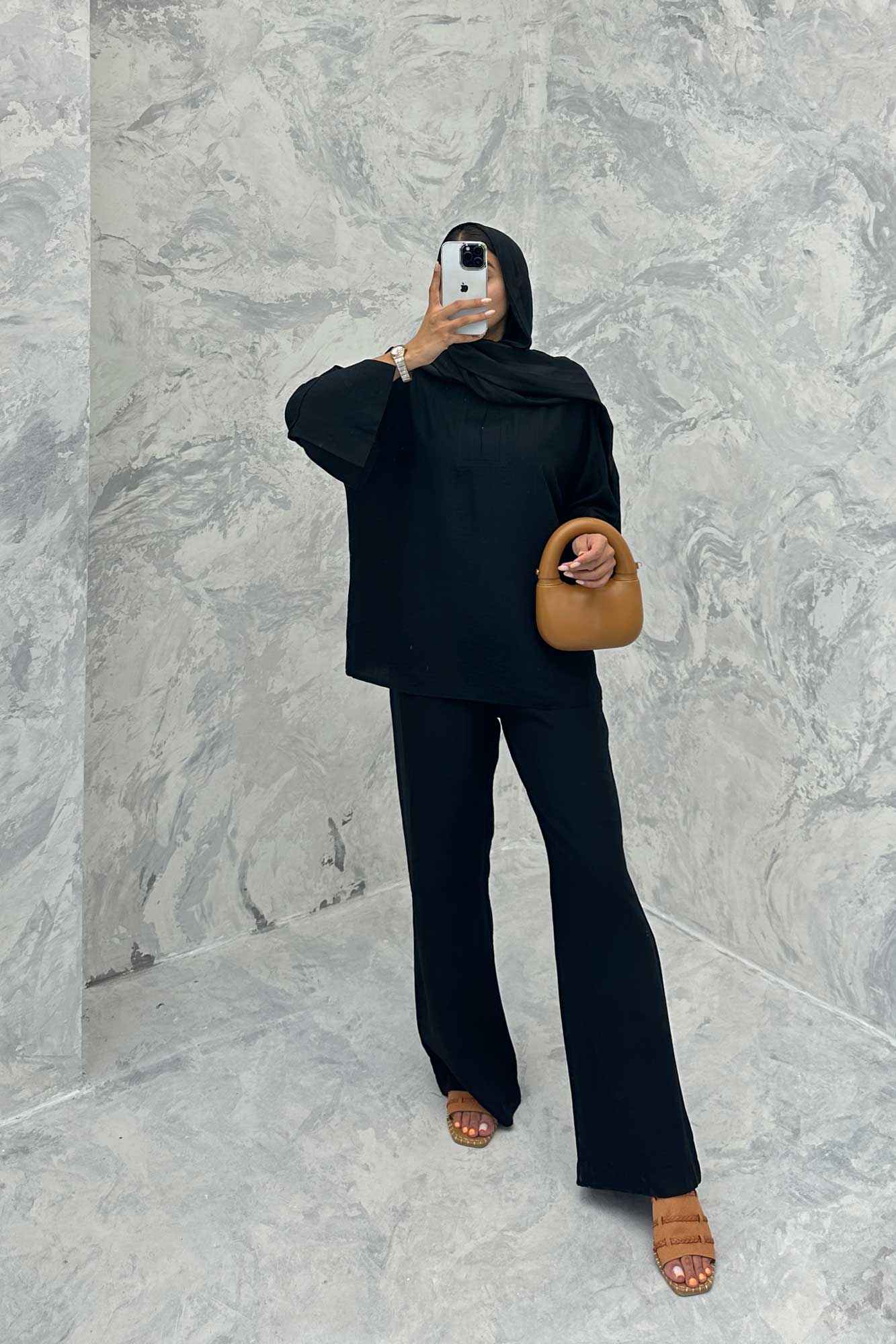 ست مانتو و شلوار یقه چاکدار بابوس