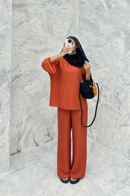 ست مانتو و شلوار یقه چاکدار بابوس