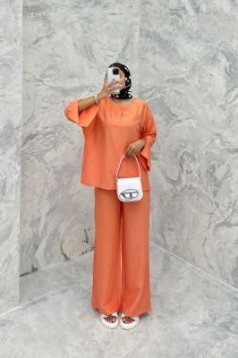 ست مانتو و شلوار یقه چاکدار بابوس