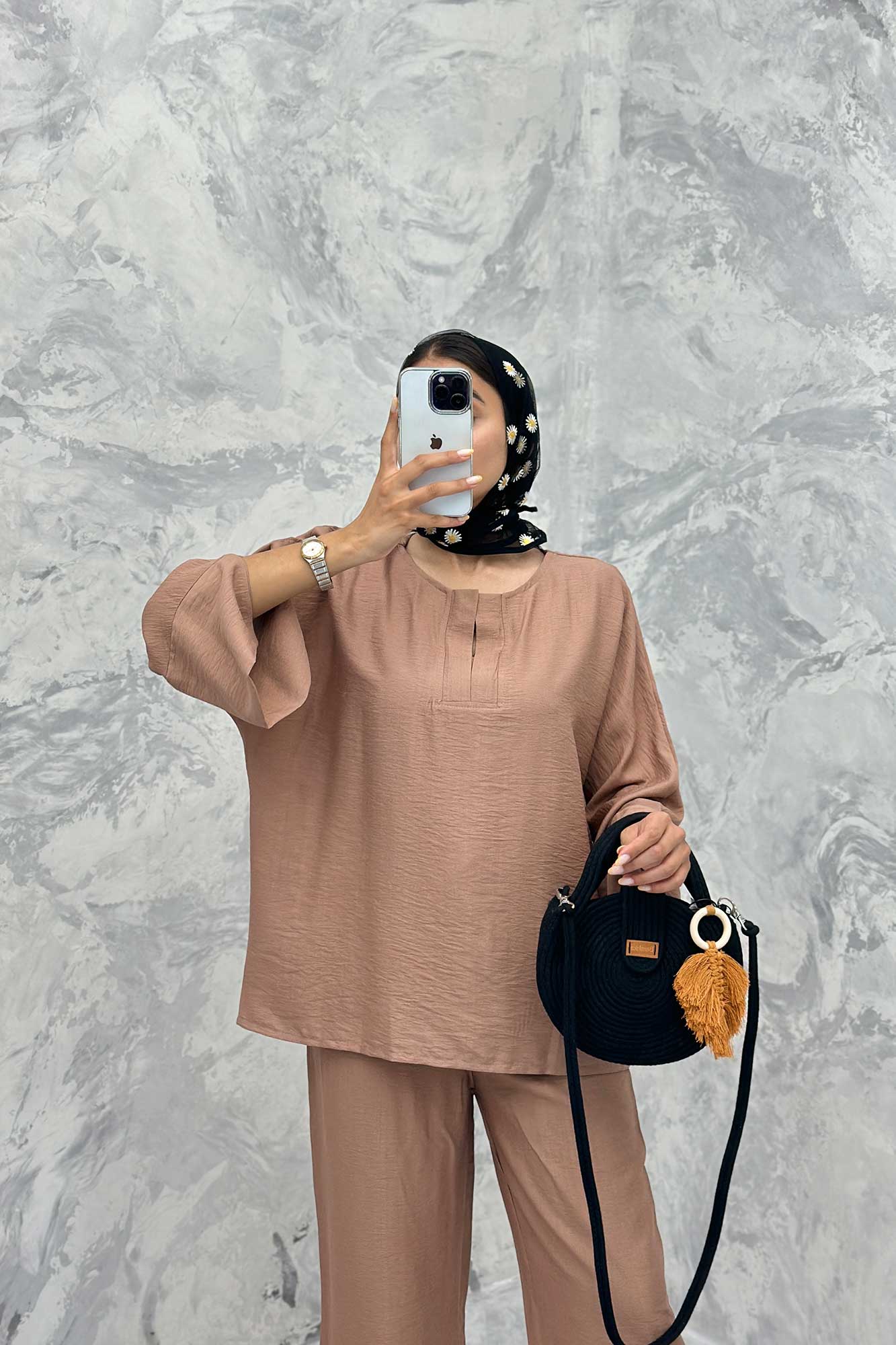 ست مانتو و شلوار یقه چاکدار بابوس