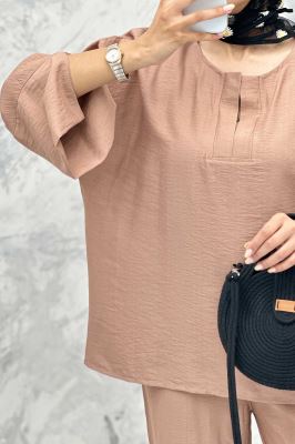 ست مانتو و شلوار یقه چاکدار بابوس