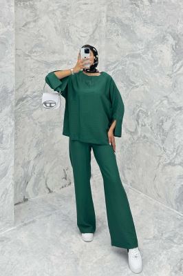 ست مانتو و شلوار یقه چاکدار بابوس