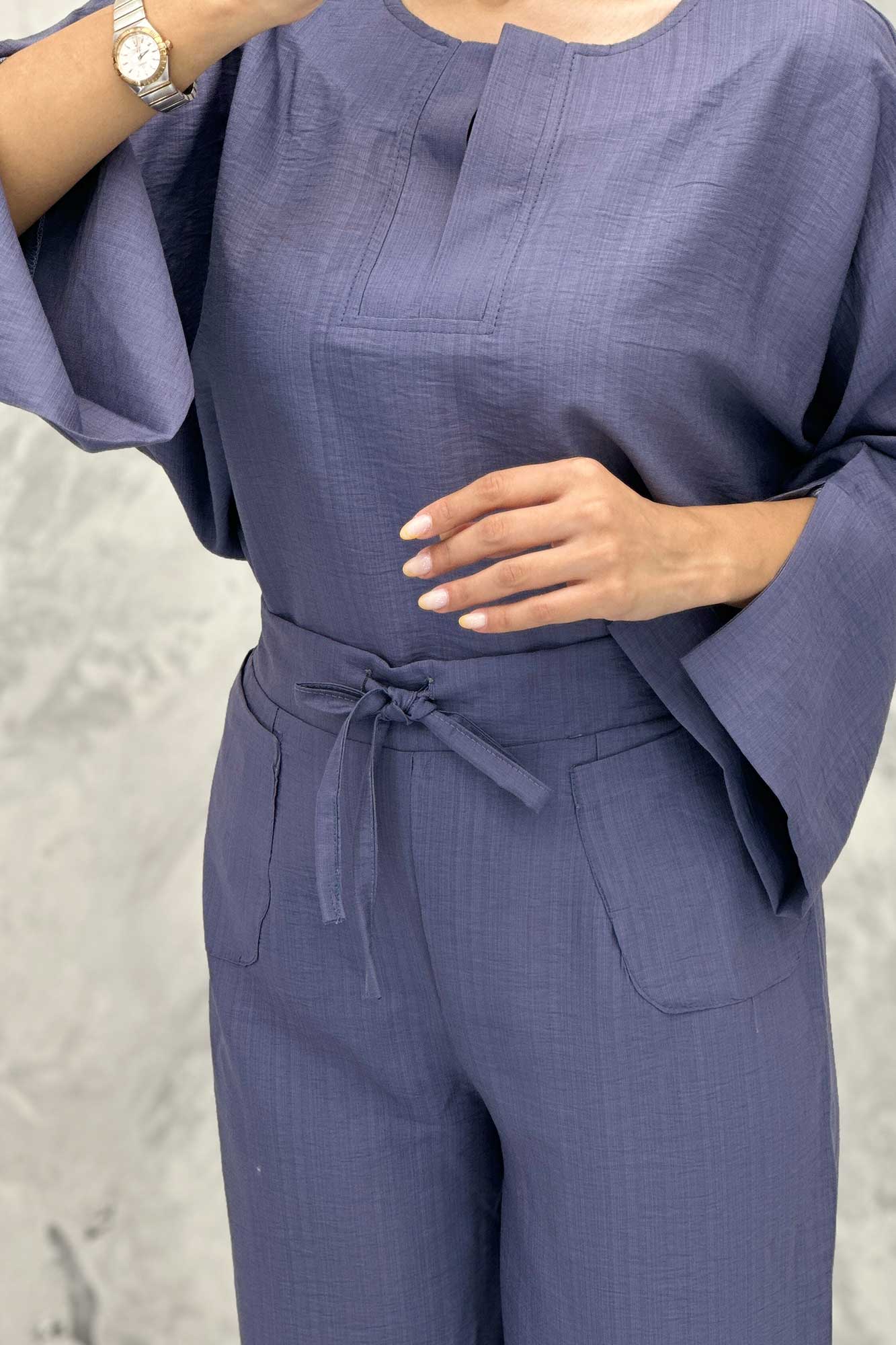 ست مانتو و شلوار یقه چاکدار بابوس