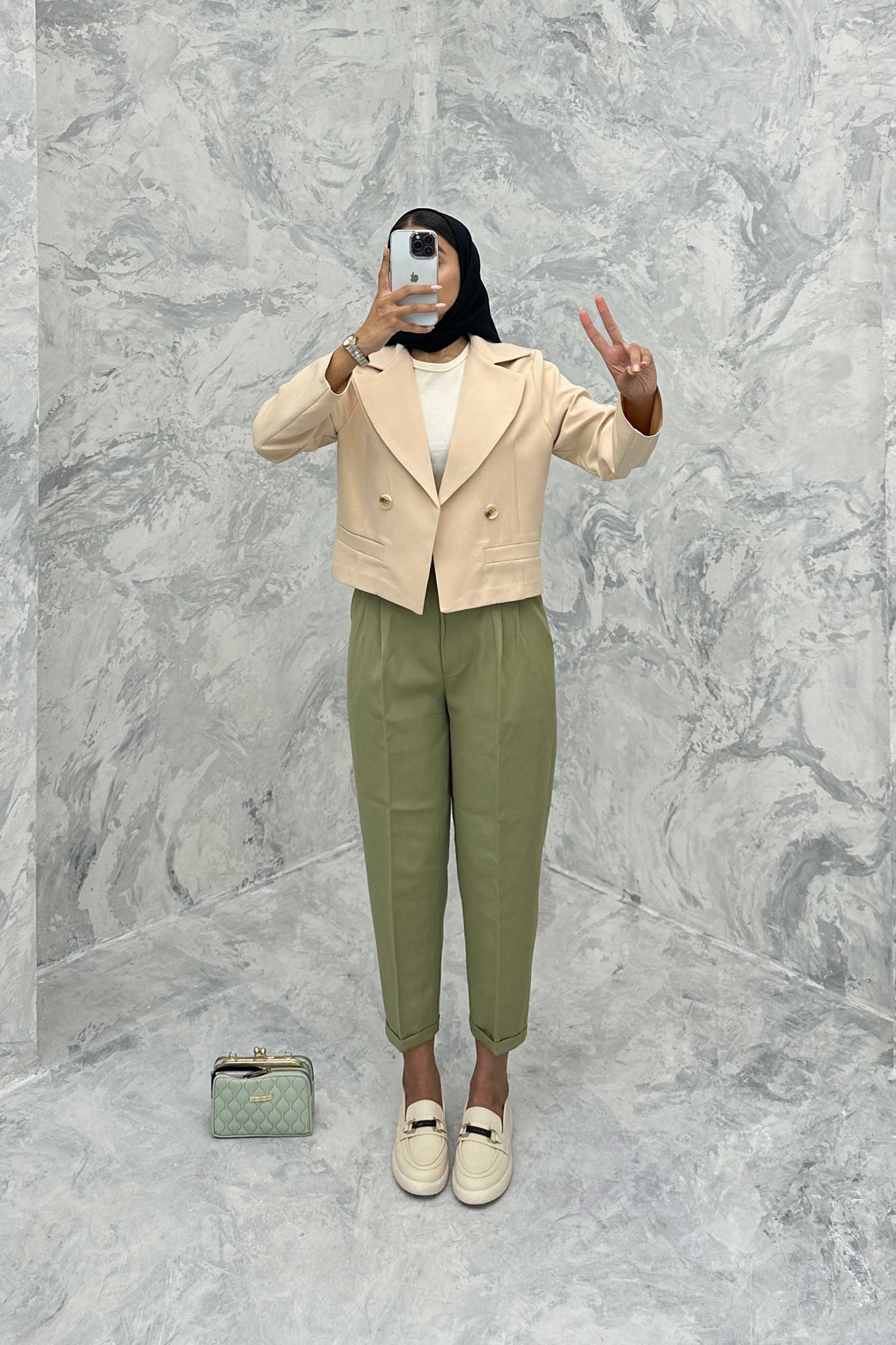 کت کراپ یقه بلیزر پهن مازراتی