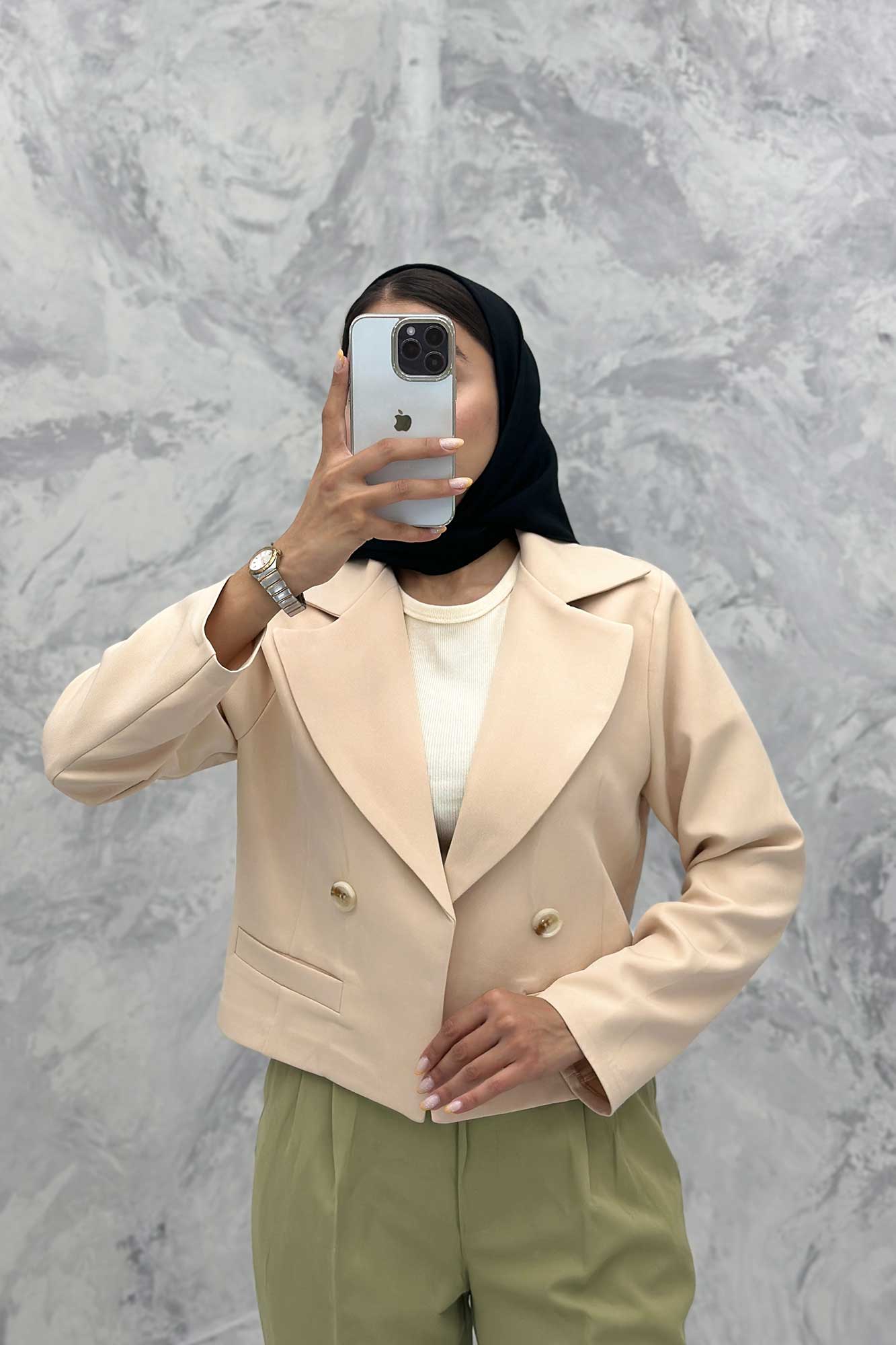 کت کراپ یقه بلیزر پهن مازراتی