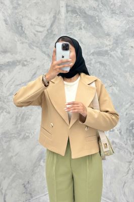 کت کراپ یقه بلیزر پهن مازراتی