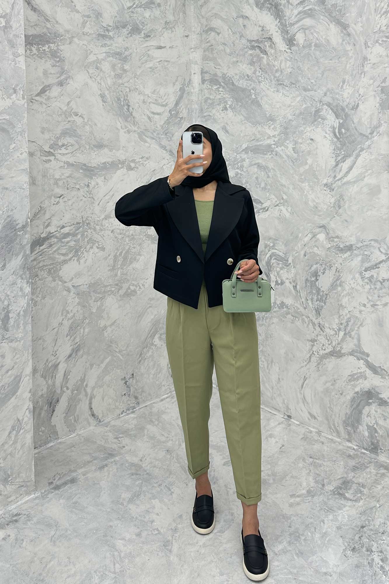 کت کراپ یقه بلیزر پهن مازراتی