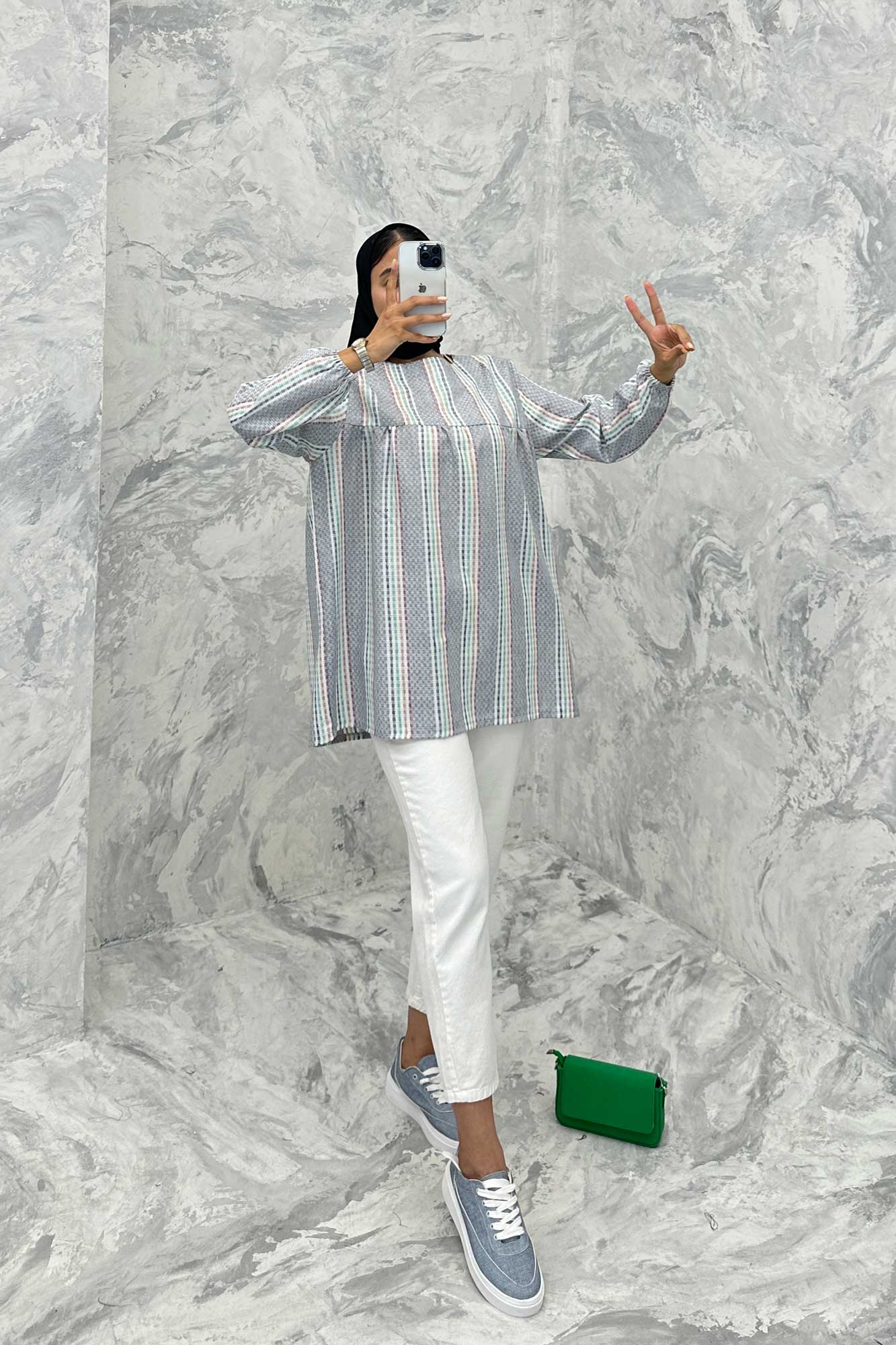 مانتو جلو بسته جودون پشت دکمه