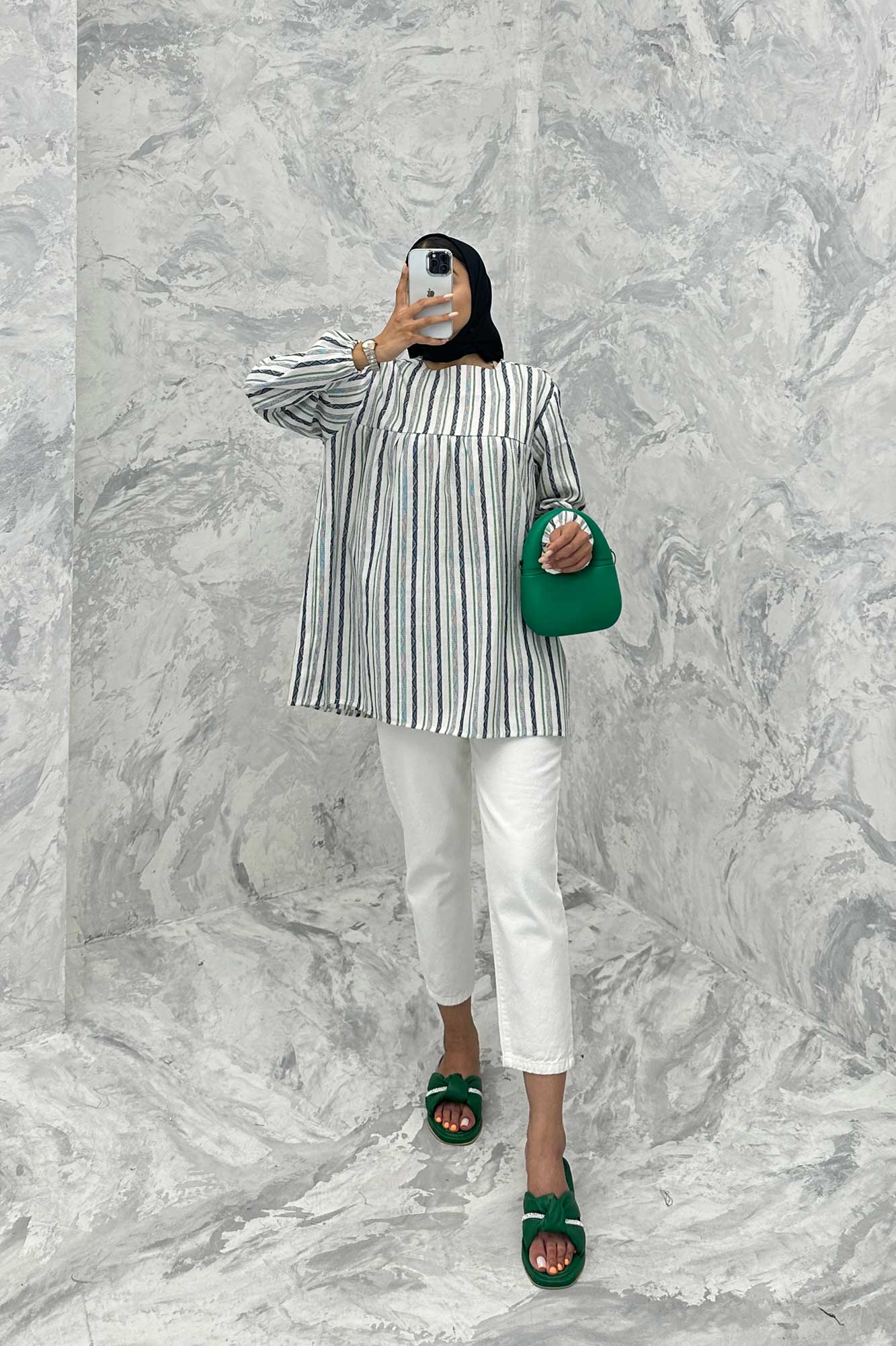 مانتو جلو بسته جودون پشت دکمه