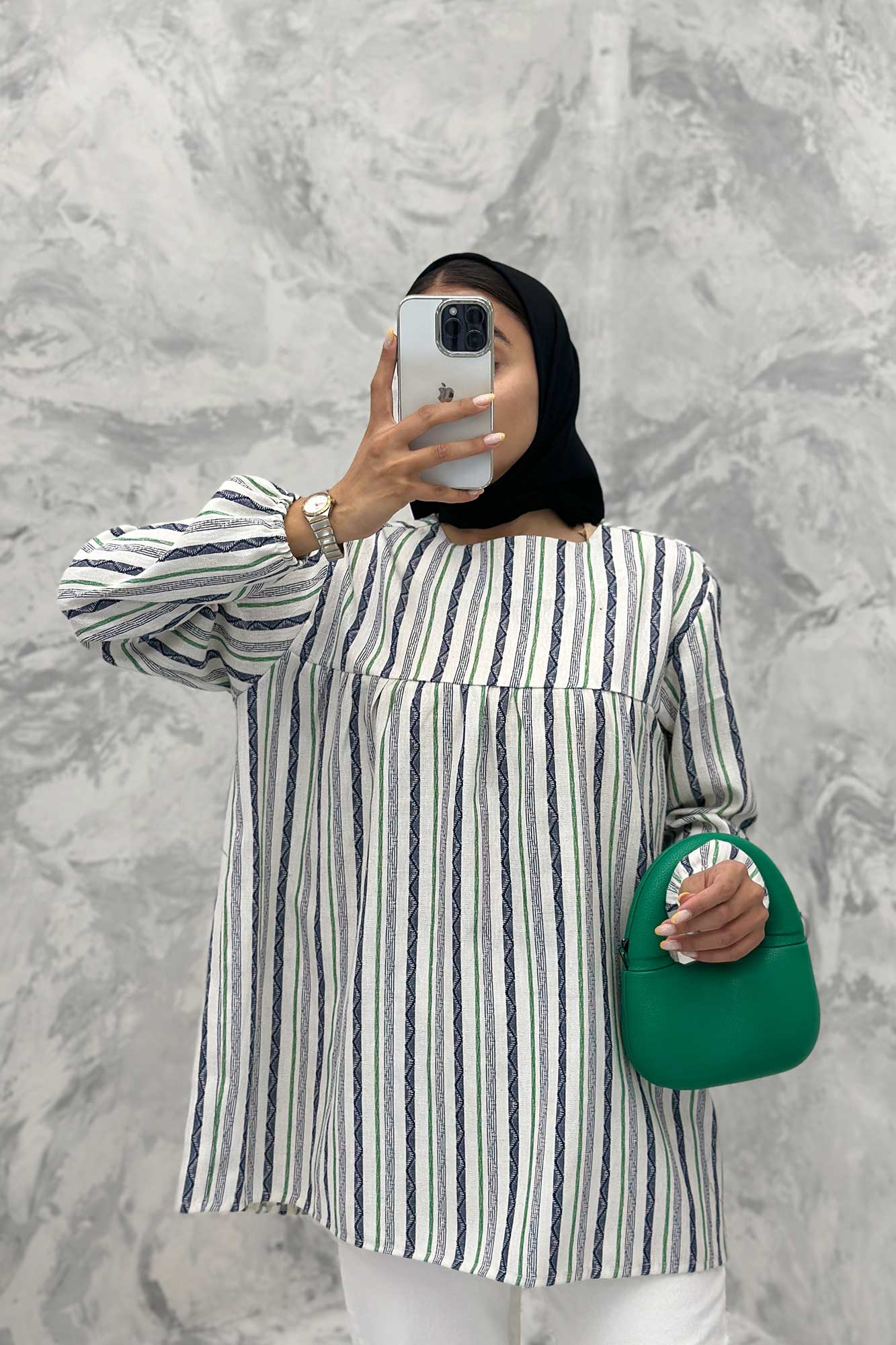 مانتو جلو بسته جودون پشت دکمه