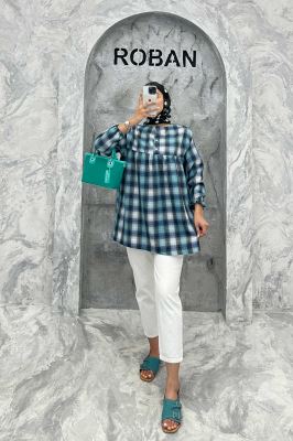 مانتو جلو بسته چهارخانه پشت دکمه