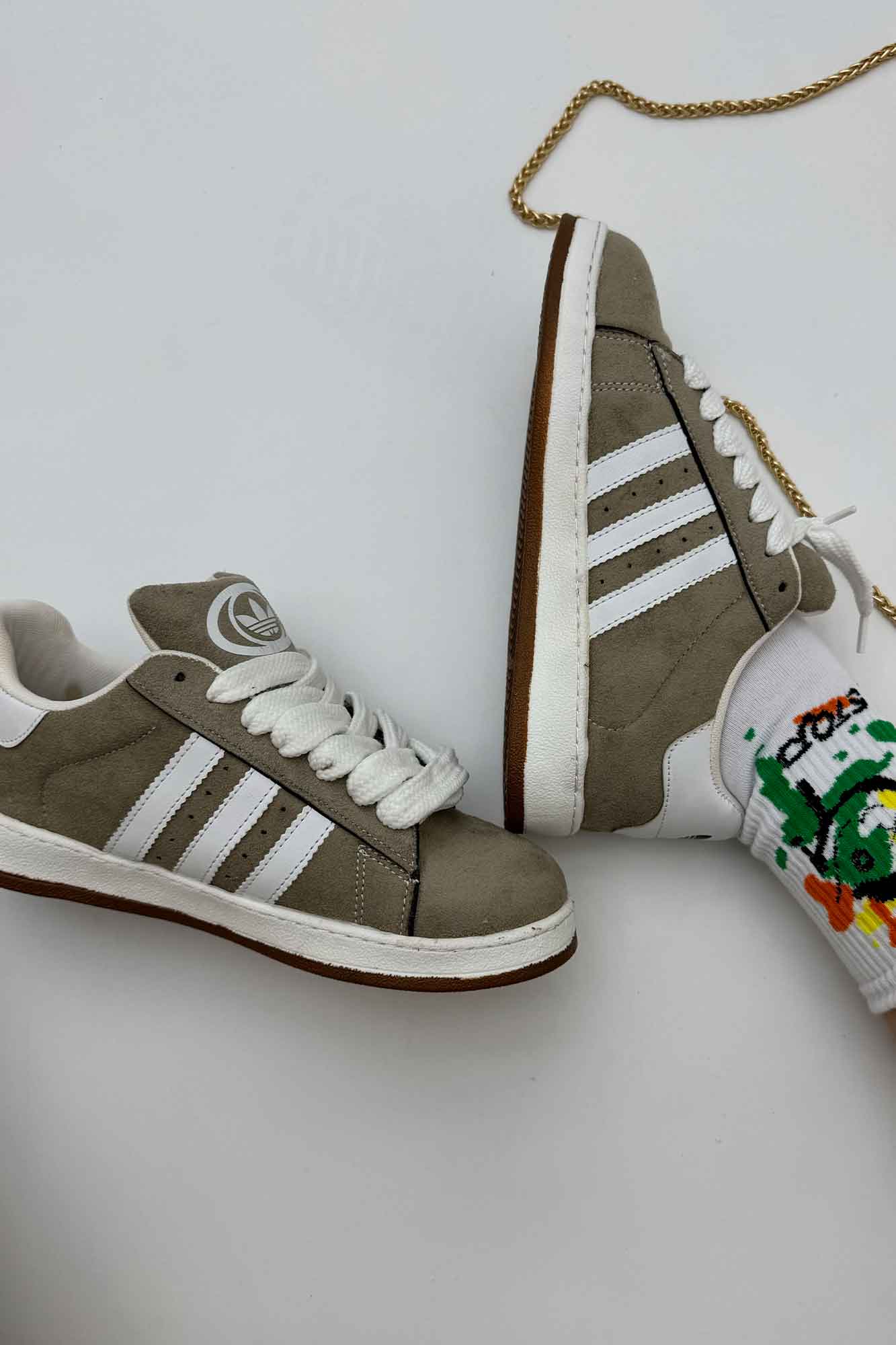 کتانی آدیداس کامپوس