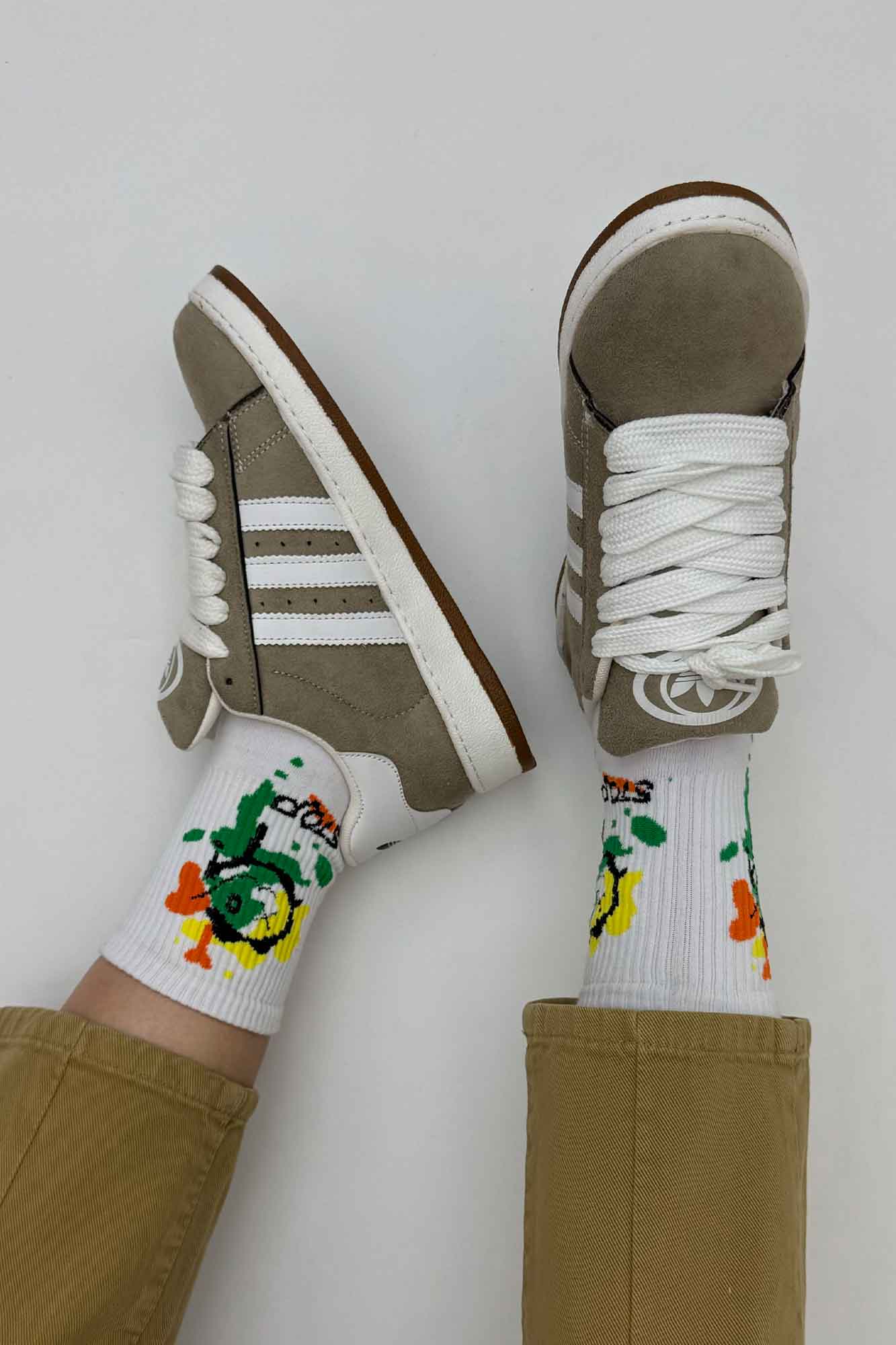 کتانی آدیداس کامپوس